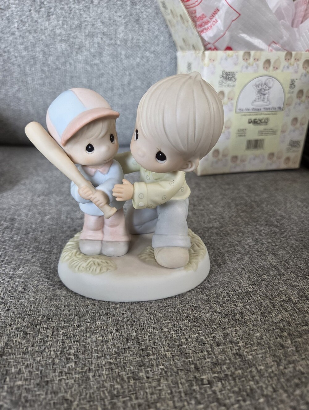 Precious Moments 1995 You Are Always There For Me 163627 Figurine by Enesco